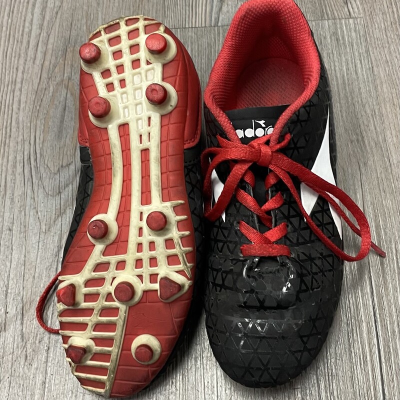 Diadora Soccer Cleats, Multi, Size: 1Y
